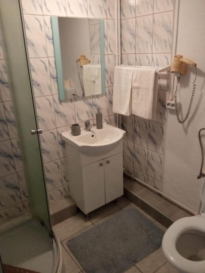 Casa Iuliana Hotel Gyergyóvárhegy Kültér fotó